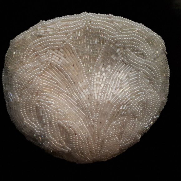 Vintage Cream Beaded Wristlet Clutch - Picture 13 of 13